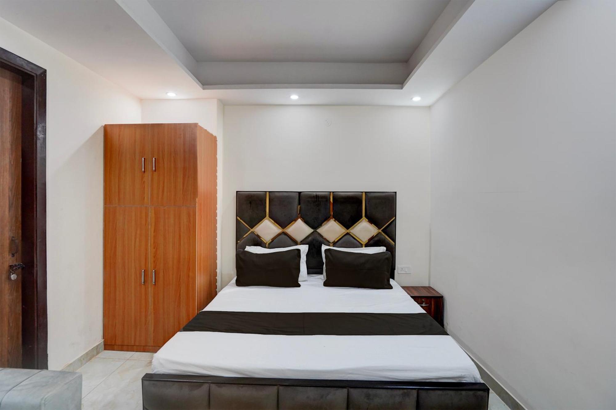 Hotel O R.N Residency Hotel Ghaziabad Eksteriør billede
