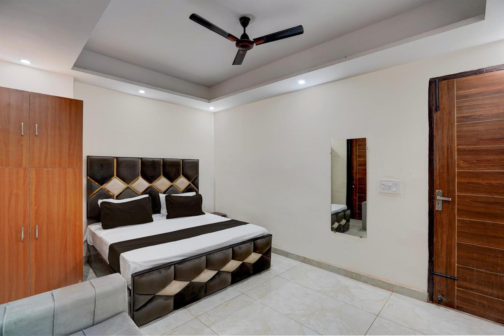 Hotel O R.N Residency Hotel Ghaziabad Eksteriør billede