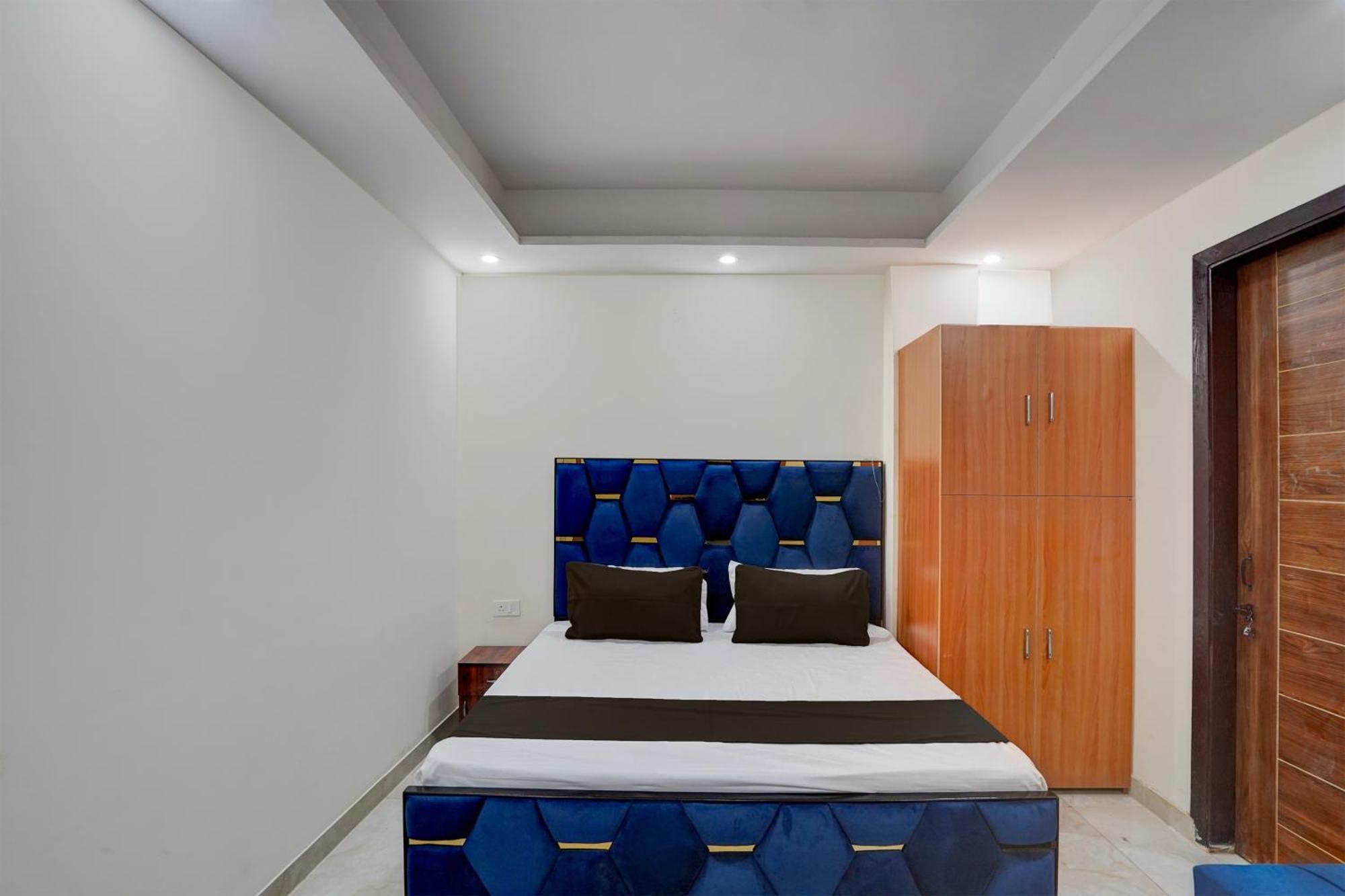 Hotel O R.N Residency Hotel Ghaziabad Eksteriør billede