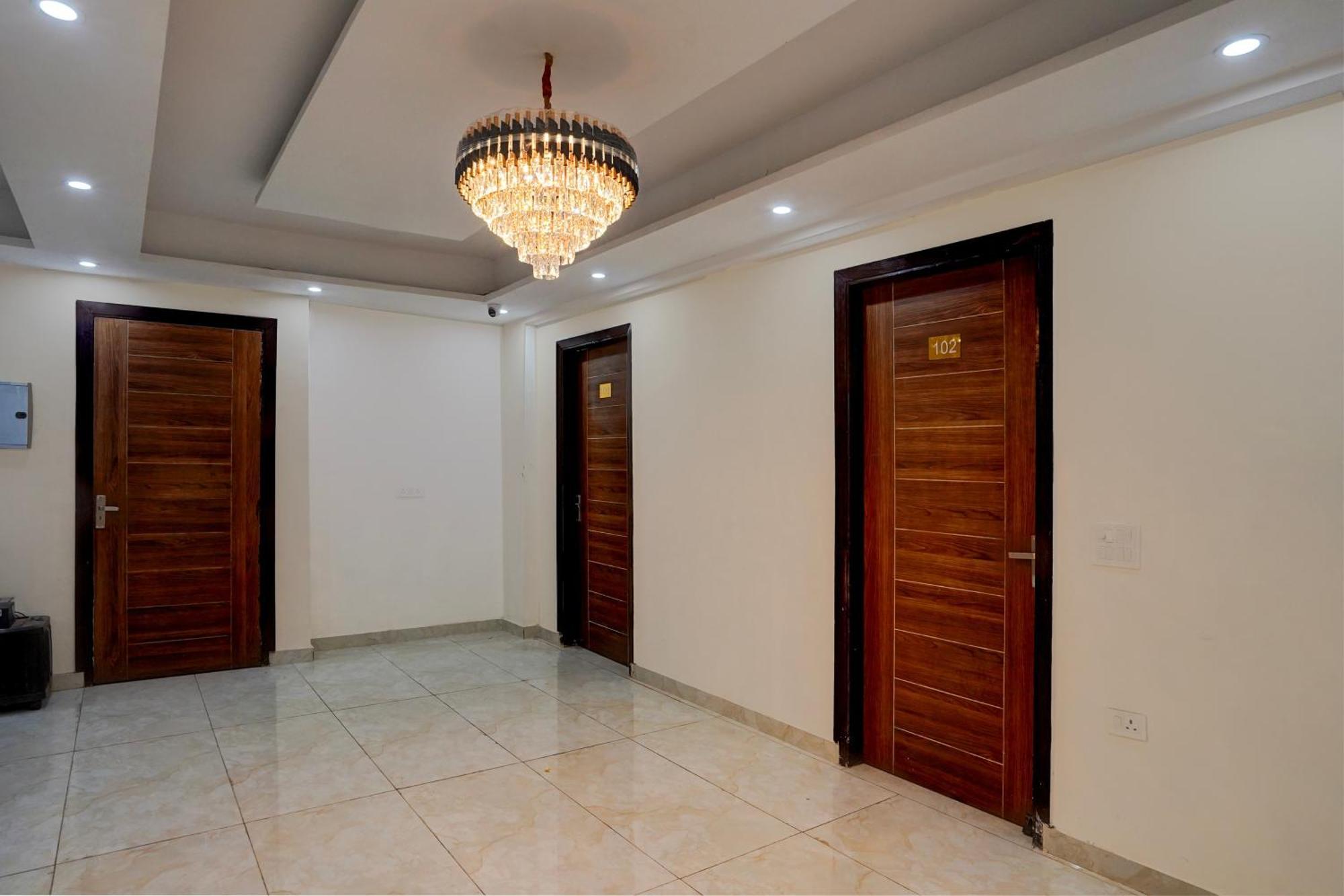 Hotel O R.N Residency Hotel Ghaziabad Eksteriør billede